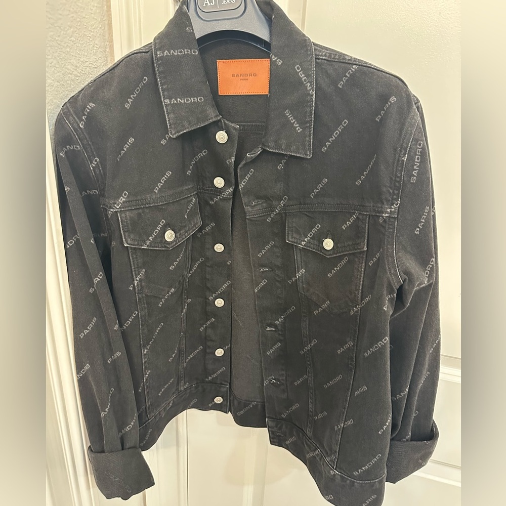 SANDRO PARIS MONOGRAM DENIM
JACKET